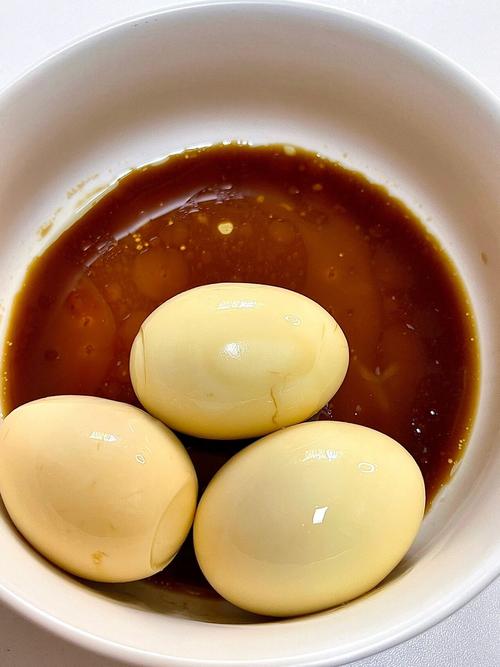1分钟剥130个煮鸡蛋,1分钟剥130个煮鸡蛋可以吗